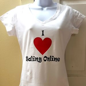 I love saling online T shirt
